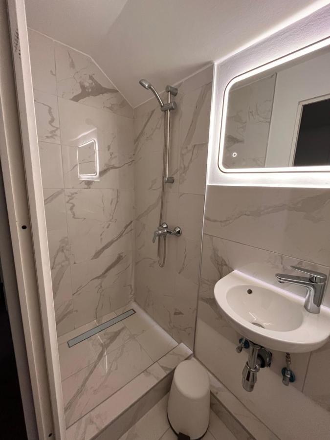 Ein Schoenes Zimmer In 基尔 外观 照片